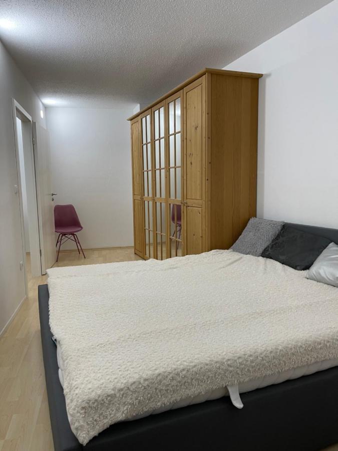 Helle Zwei-Zimmer-Stadt-Wohnung Am Bismarkplatz Mit Tiefgarage Λάντσχουτ Εξωτερικό φωτογραφία